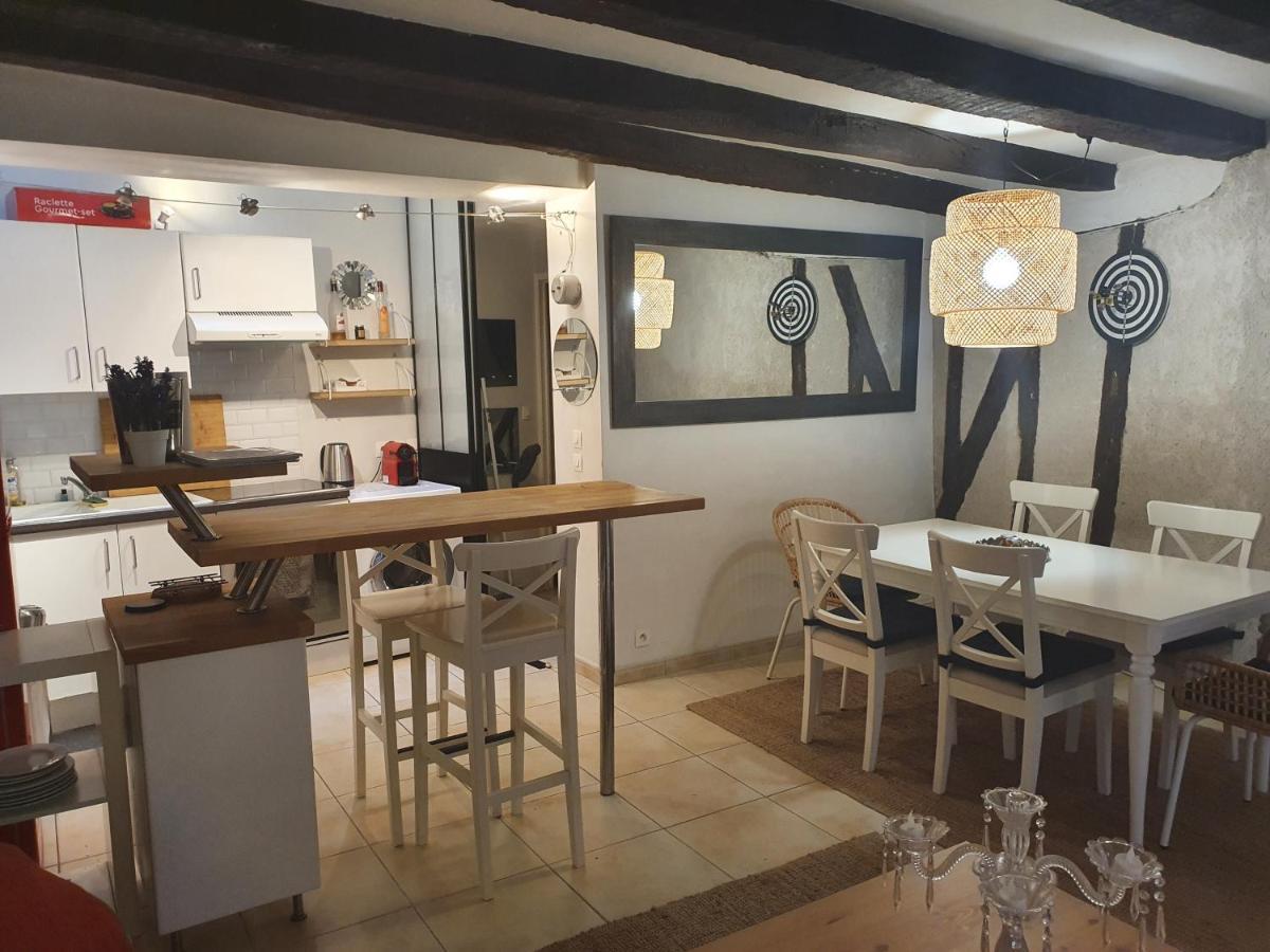 Maison Entiere De 115M2 En Hyper Hyper Centre Aux Coeur Des Halles De Tours De 2 A 7 Personnes Экстерьер фото